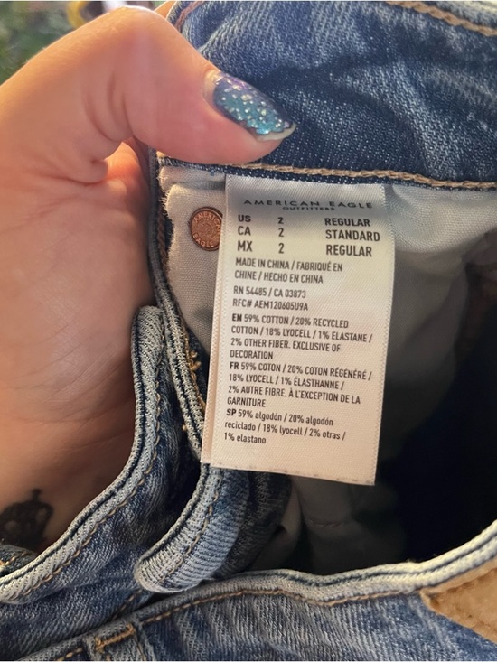 American Eagle Dreamy Drape Stretch Super High-Waisted Baggy Wide-Leg Jeans - Picture 15 of 15